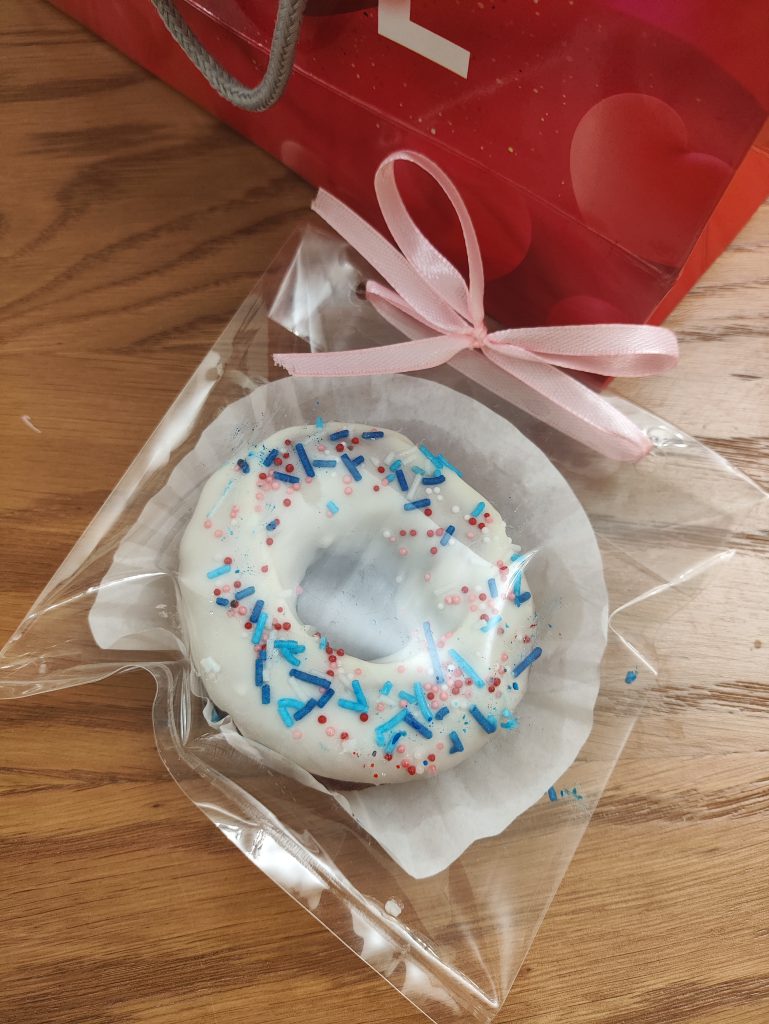 دونات بوتیکی، کروسان، چیز کیک، بیسکويیت خانگی