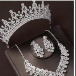 ست تاج و گردنبند و گوشواره درخشان وارداتی