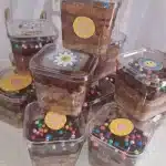 جارکیک های متنوع با فیلنگ کرم و خامه و تزئین گاناش، خزانه