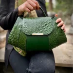 قبول دوخت انواع سفارشات چرم طبیعی دستدوز