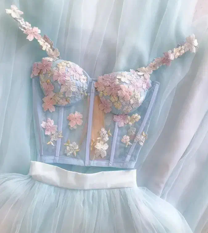 خیاط لباس عروس و لباس مجلسی تهران