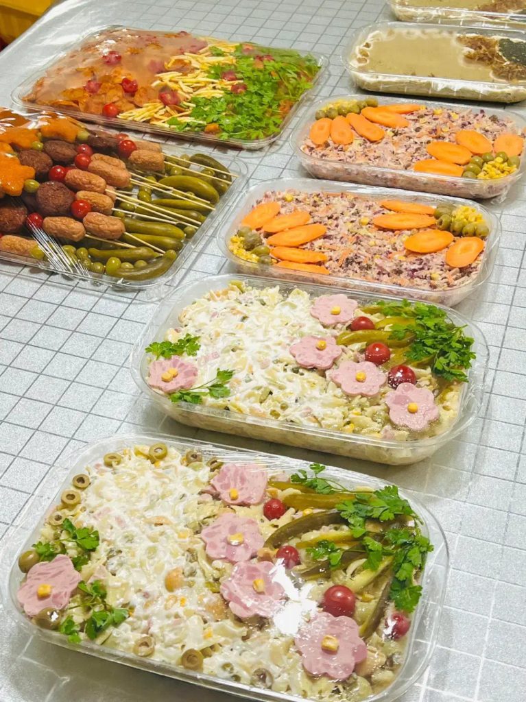 الویه دلمه کوفته کوکو فینگرفود حلیم اش غذای خانگی ، تهران، شهرک ولیعصر جنوبی