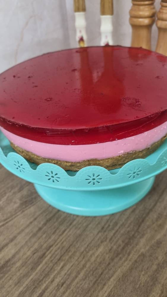 ژله و کیک خانگی