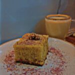 کیک و شیرینی پزی خانگی